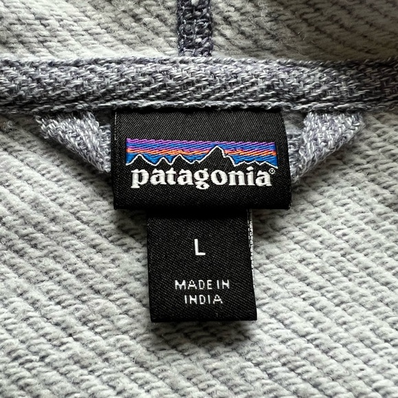 Patagonia Women’s Full-Zip Hoodie - Picture 4 of 7